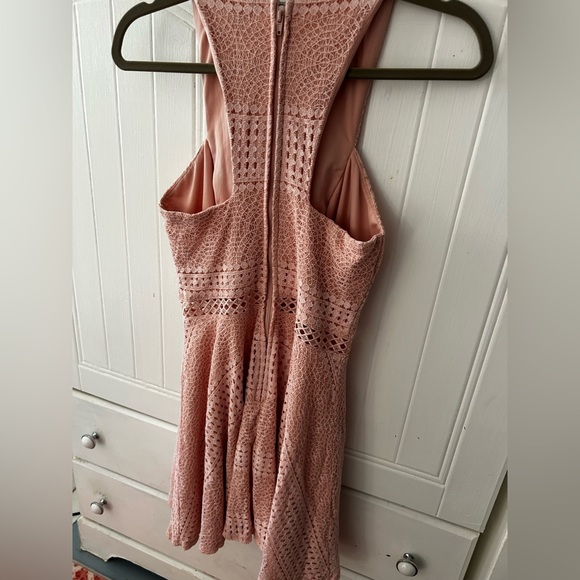 EUC City Studio Blush Lace Sleeveless Dress w/Asymmetrical Neckline, Lined - Picture 11 of 14